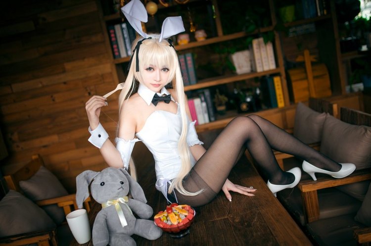 美女模特Cosplay春日野穹兔女郎写真-COS世界