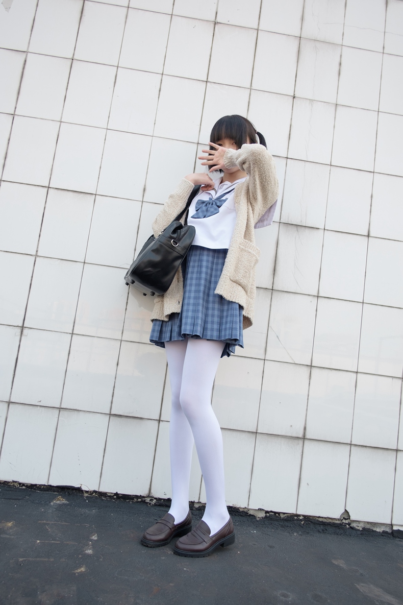 图片[2]-双马尾萝莉白丝JK写真-COS世界