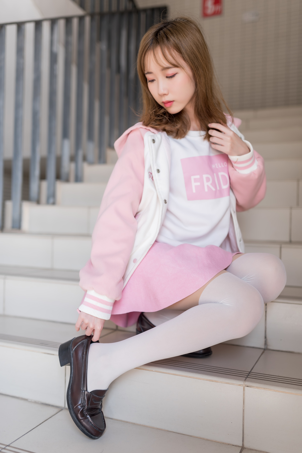 白丝cosplay图片-COS世界