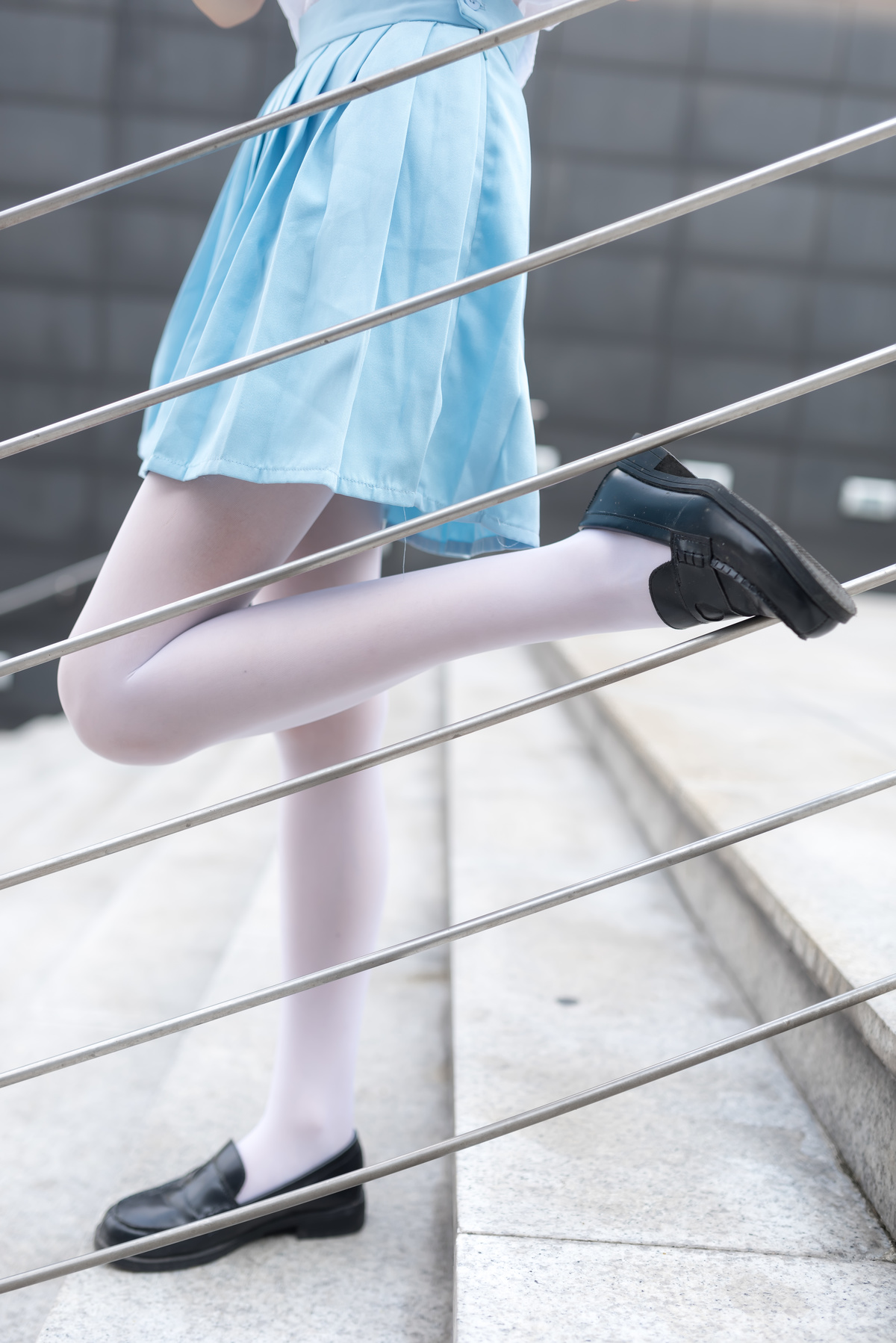 图片[5]-长腿白丝内衣美女cosplay-COS世界