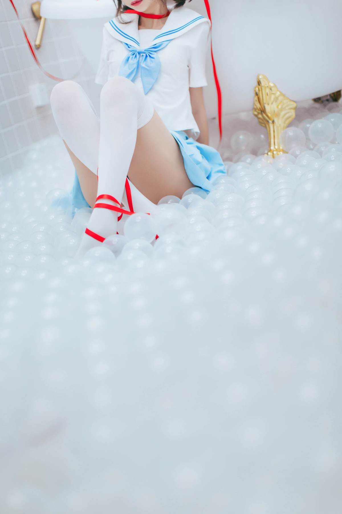 图片[5]-浴缸白丝少女-COS世界