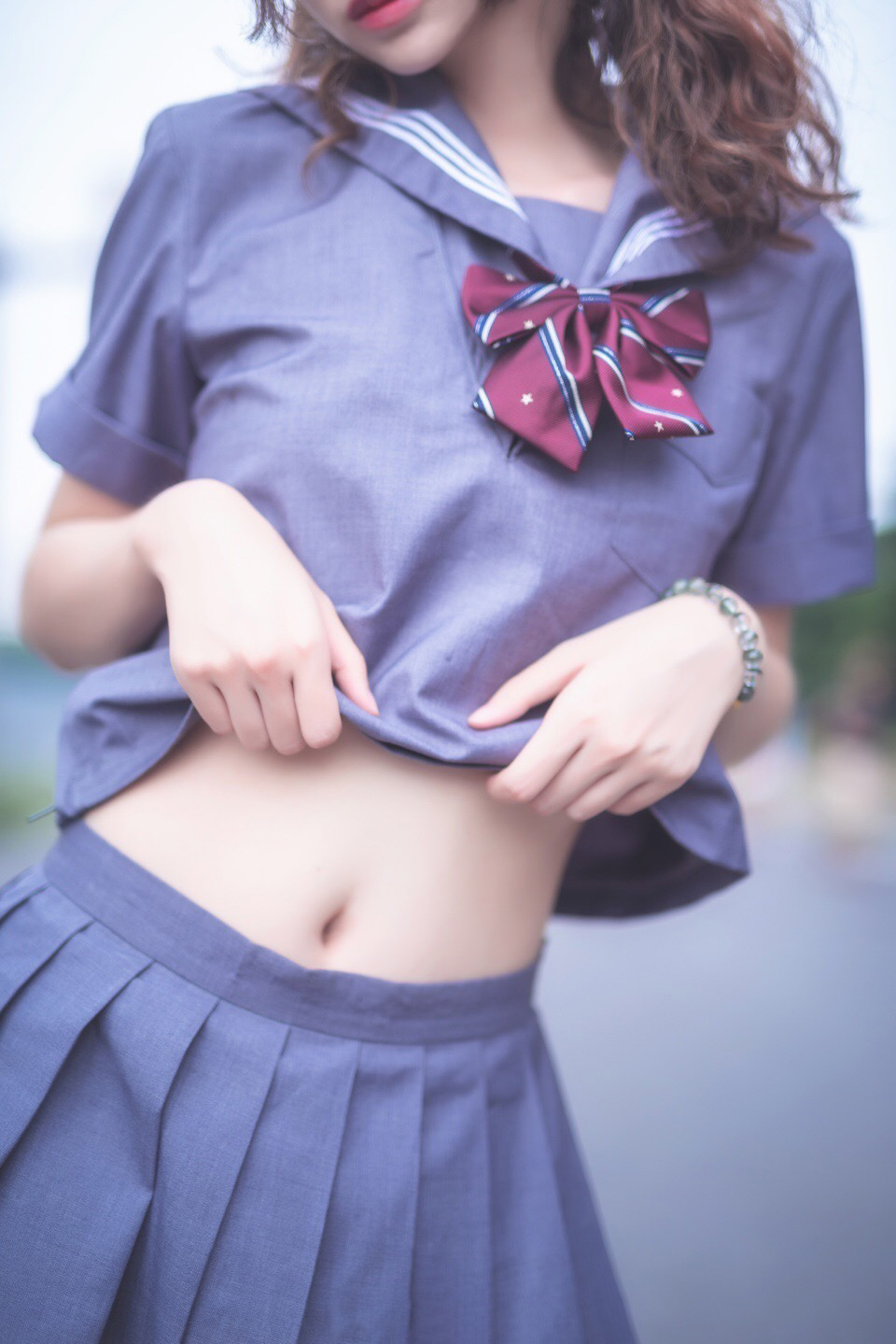图片[4]-短裙美少女-COS世界