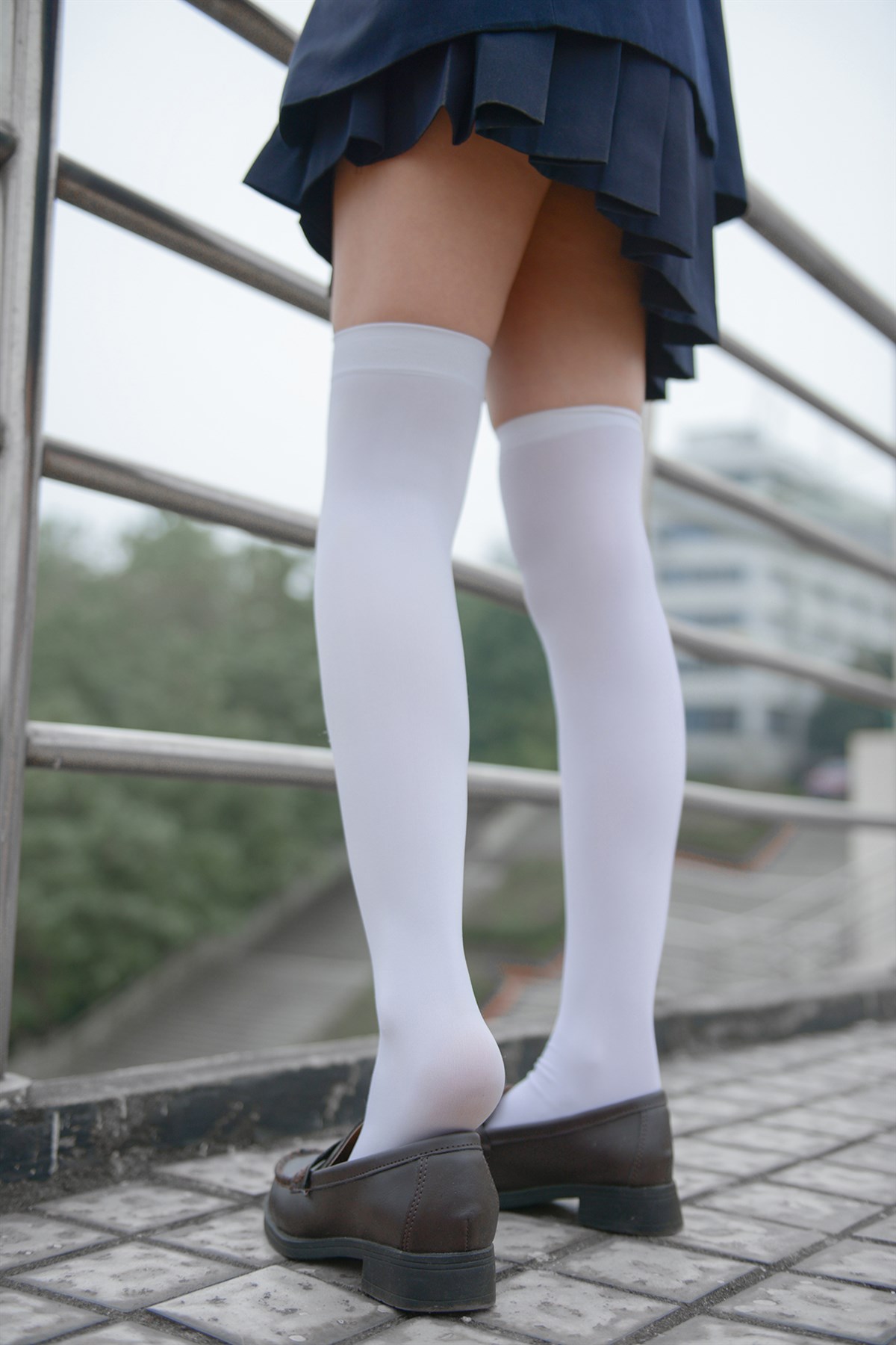 图片[5]-天台上的过膝少女-COS世界
