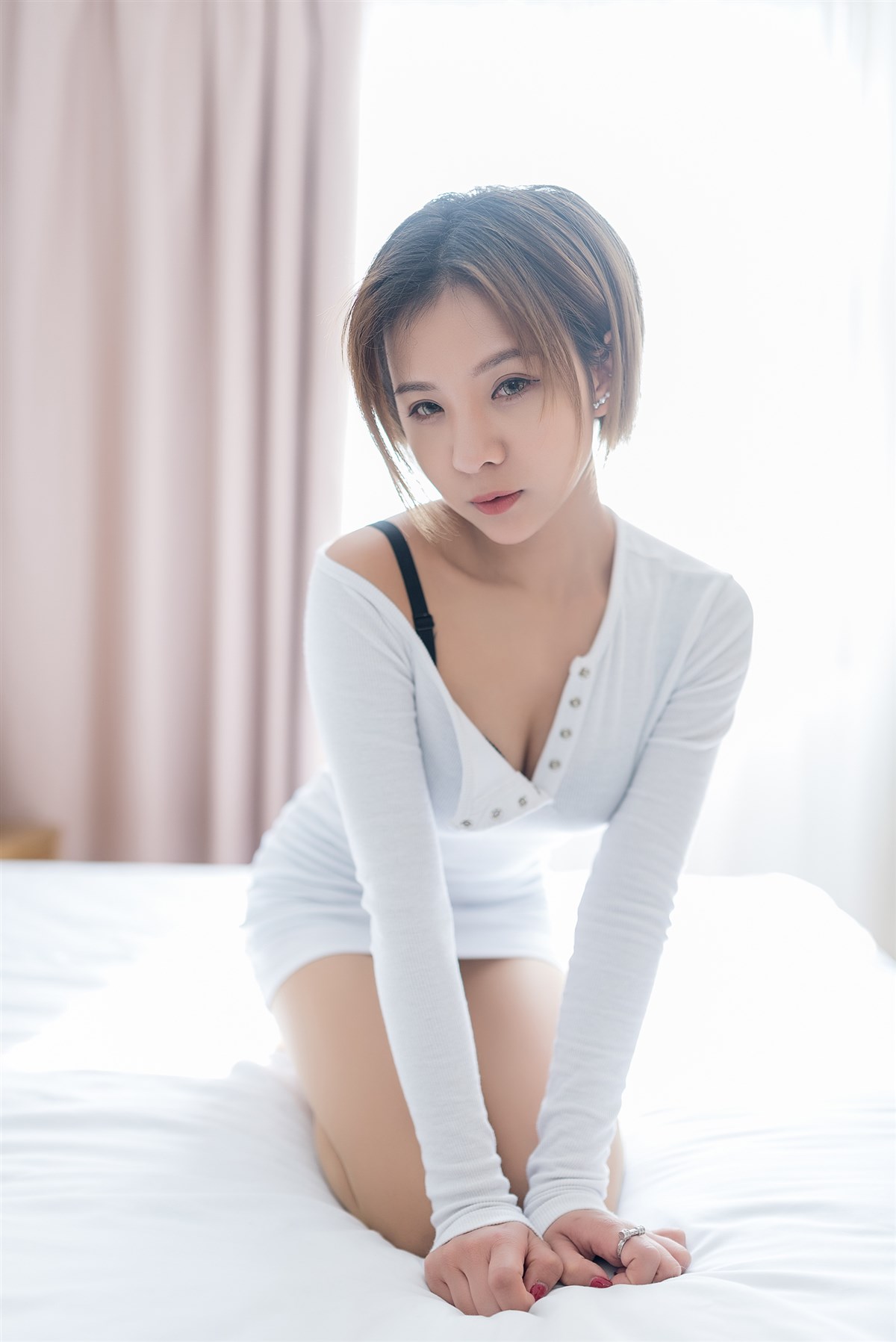 短发姐姐也很棒-COS世界