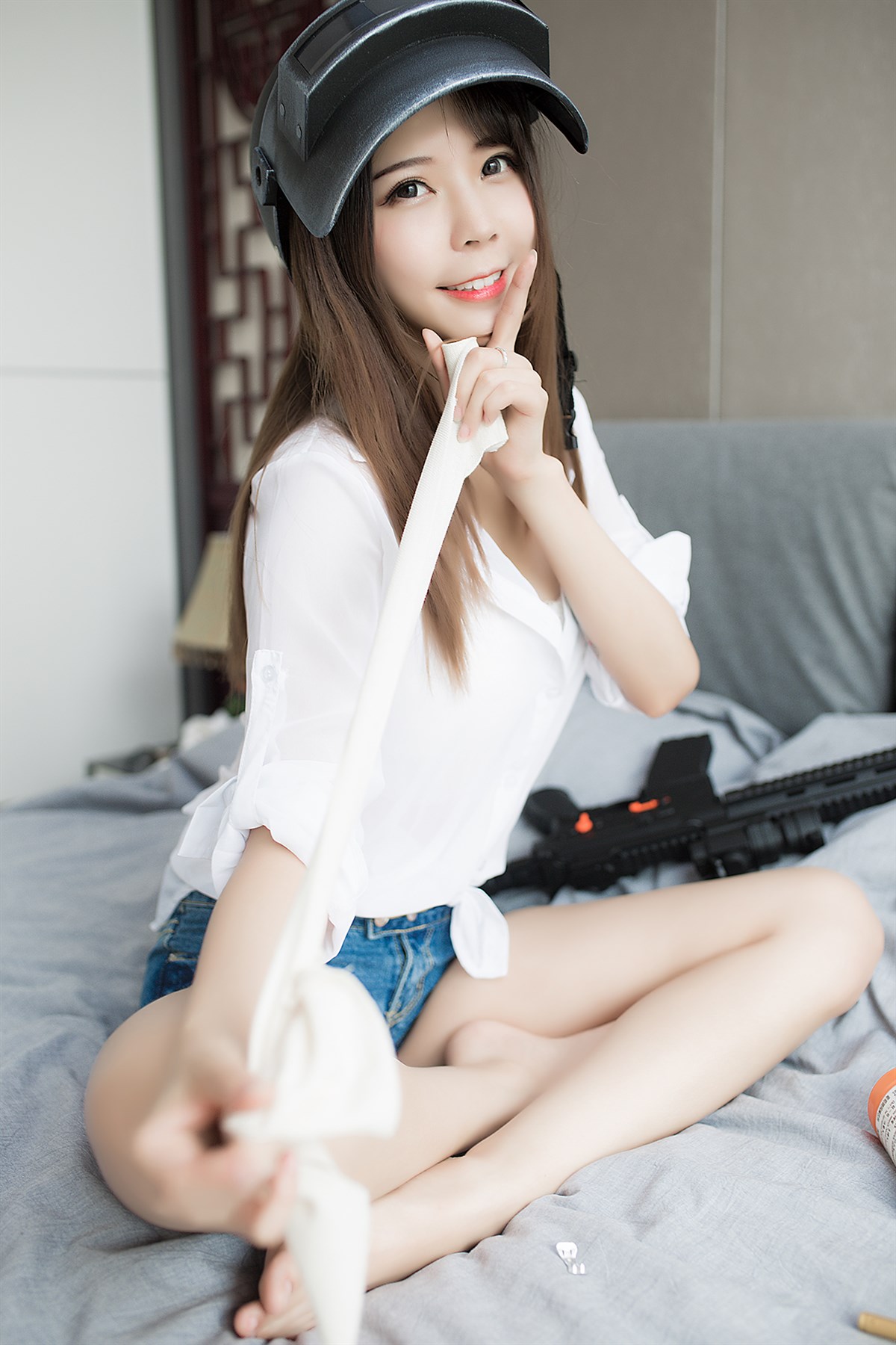 房间里的吃鸡少女-COS世界