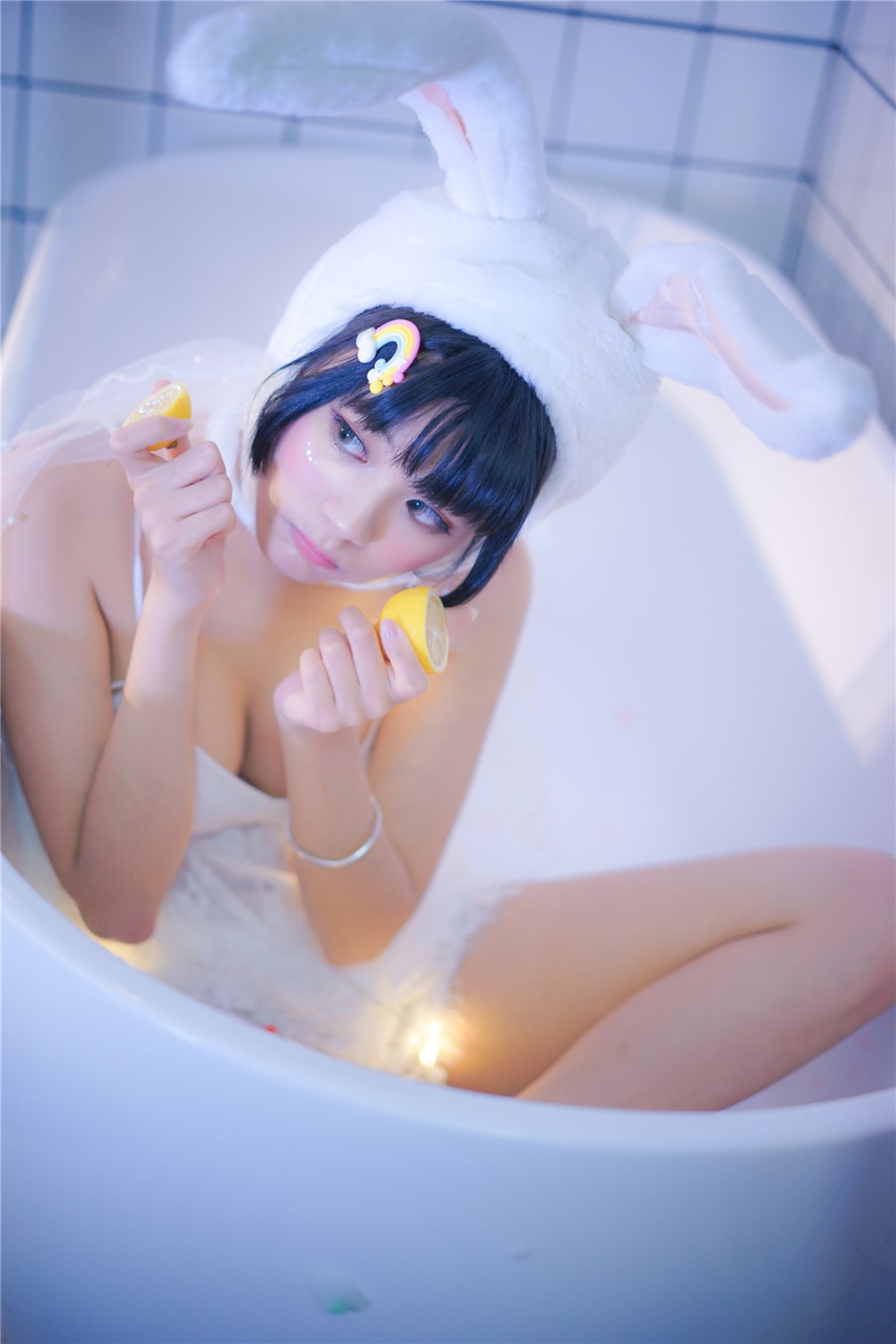 图片[2]-浴缸里的兔子-COS世界