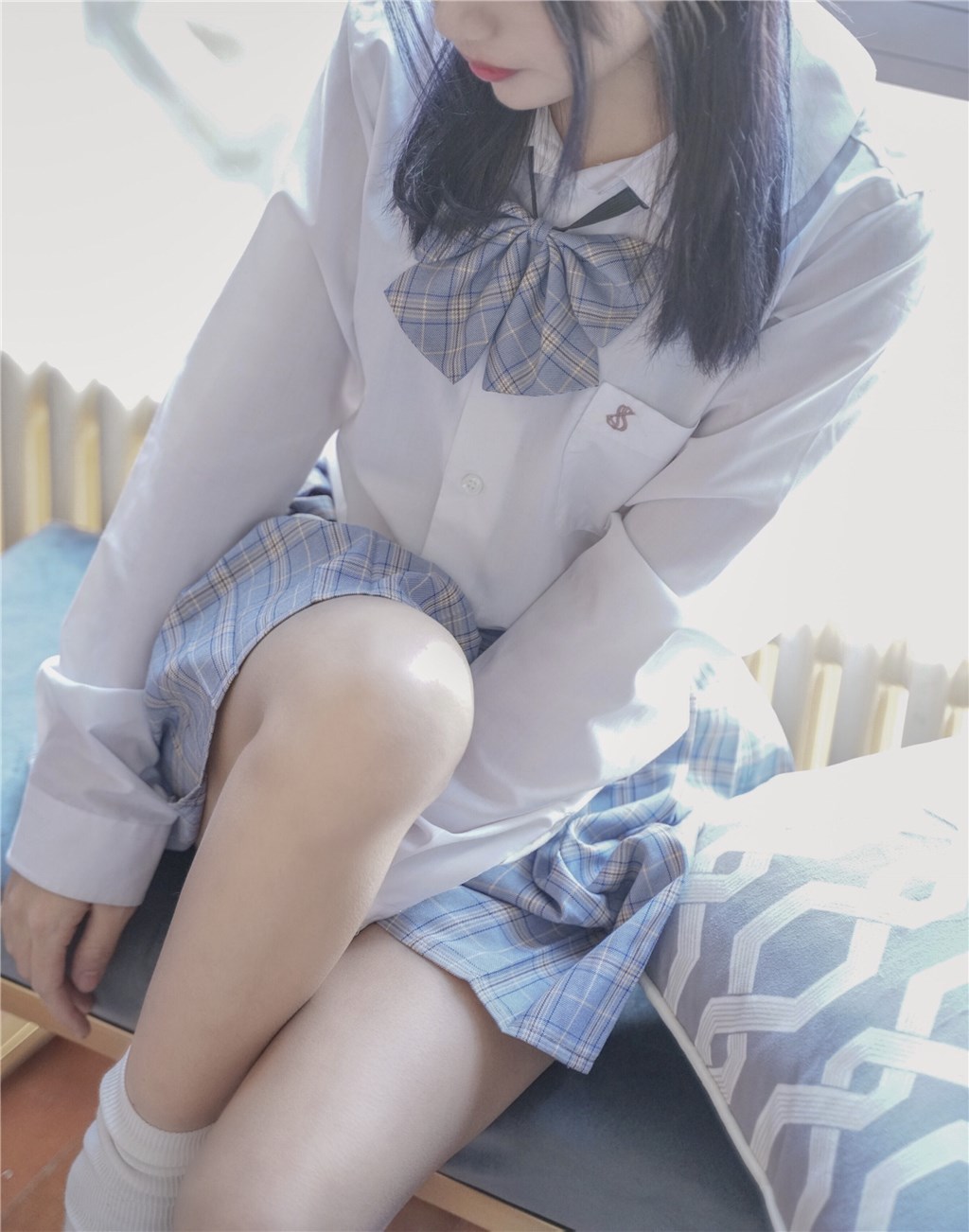 果腿制服裙-COS世界