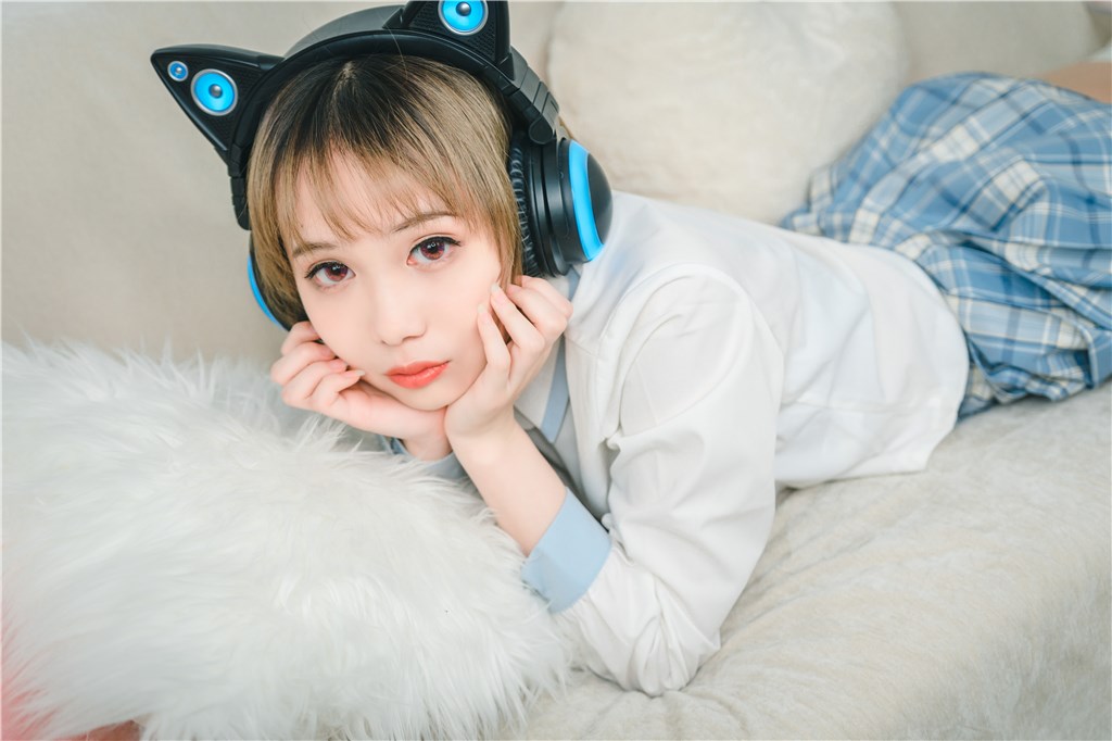 邻家宅小妹-COS世界