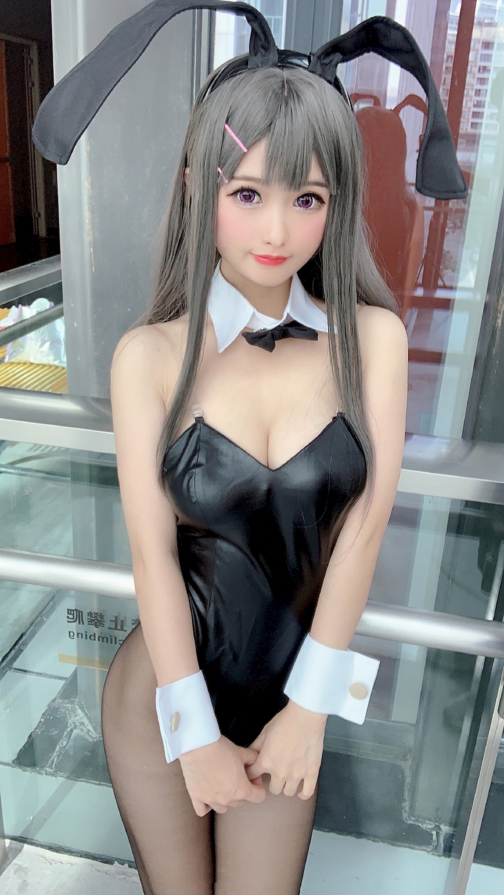 图片[5]-黑丝兔女郎-COS世界