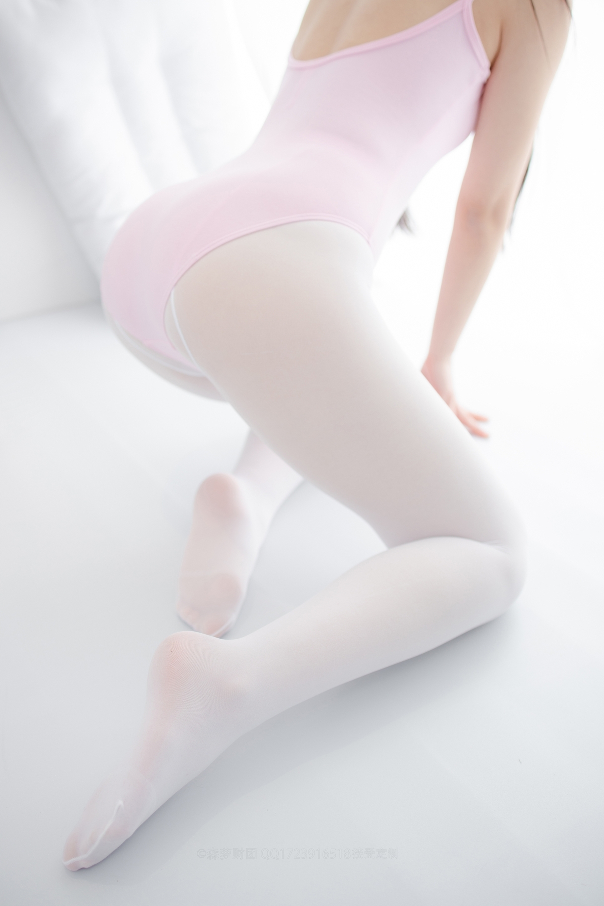 cosplay白丝脚底福利-COS世界