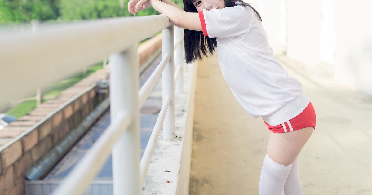 图片[3]-兰博基尼美女飚车漂移视频-COS世界
