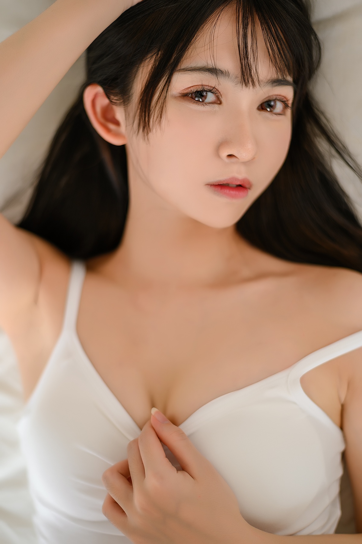 图片[3]-鳗鱼霏儿-白背心-COS世界