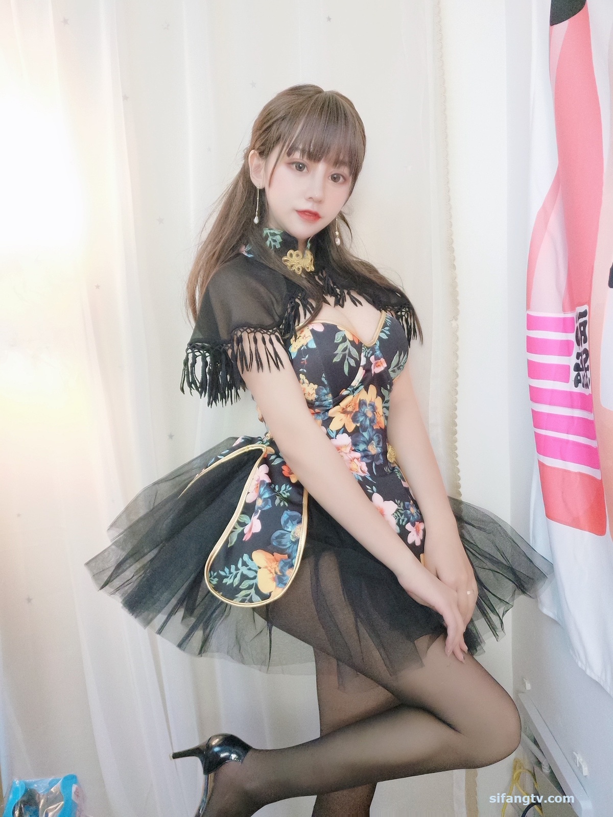 图片[4]-过期米线线喵-披肩小洋装 [17P 34M]-COS世界