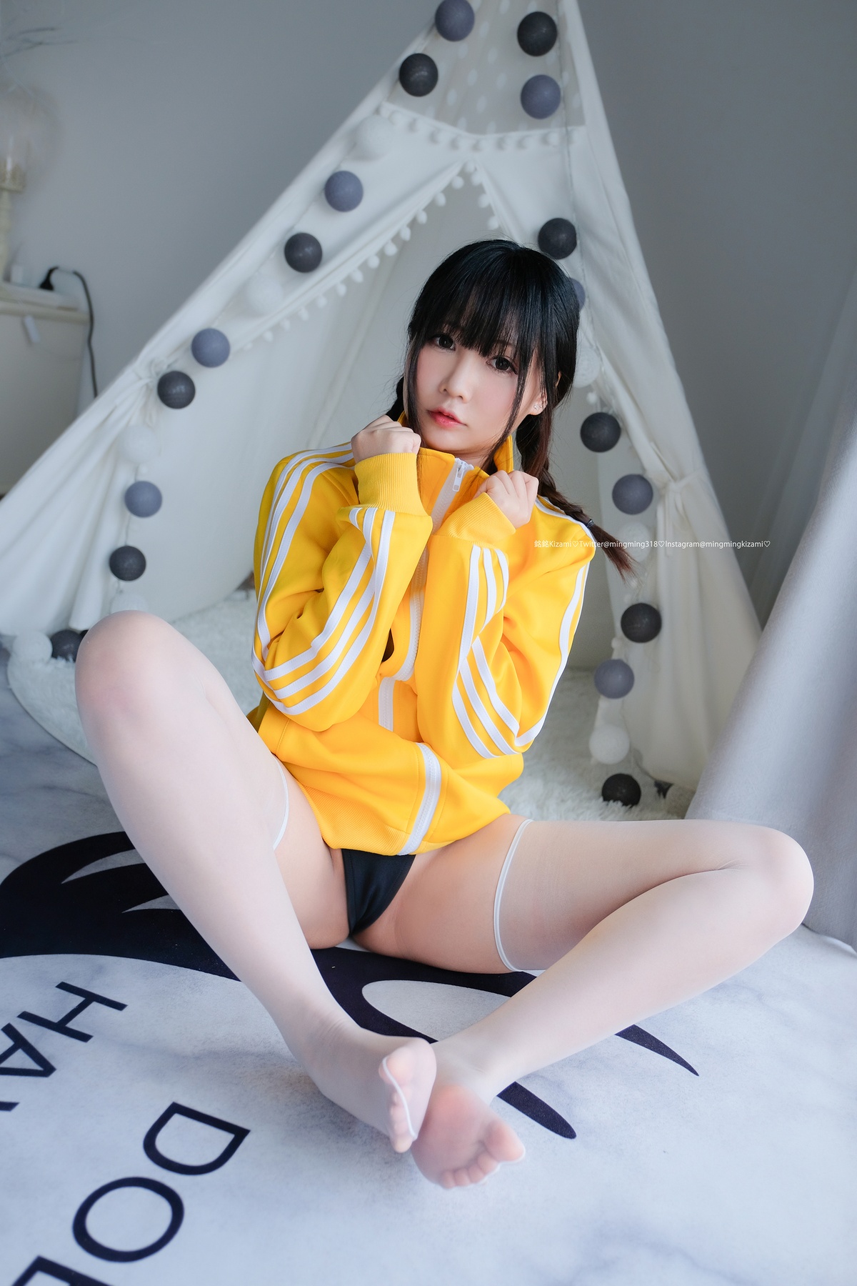 铭铭Kizami – VOL.13 写真+自撮り-COS世界