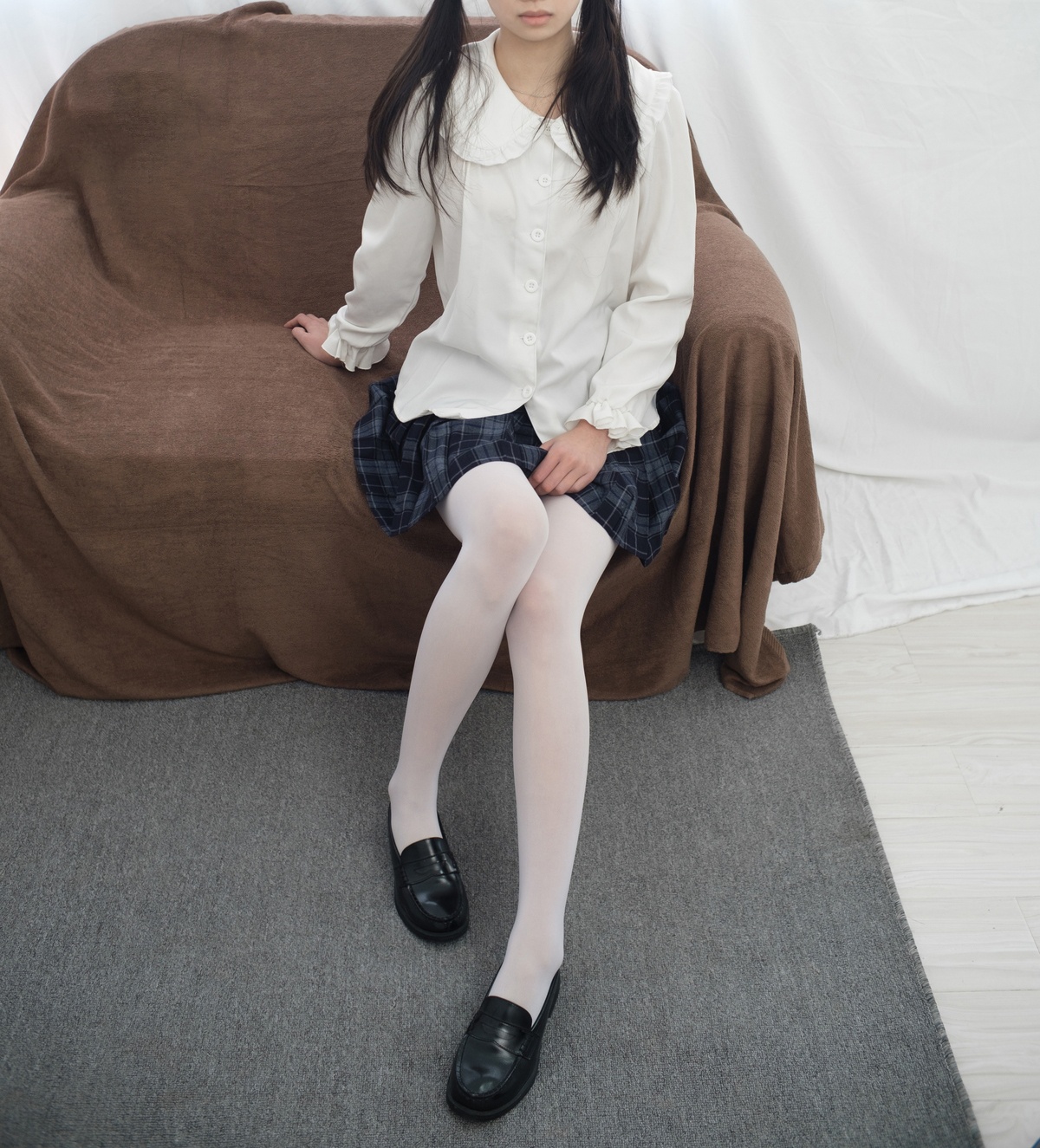美女女仆装白丝高清图片-COS世界